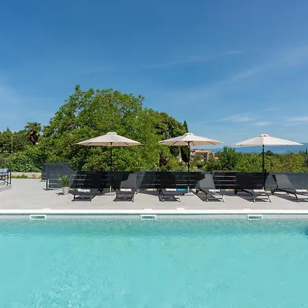 别墅 Ani For 8 People Near Labin Rabac With Private Pool And Children Playground Potpićan